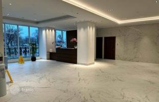2-bedroom apartment in Lake Shore Boulevard West for C$1,201,000