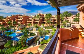Apartments for sale in Malaga. Immaculate Frontline Beach Penthouse in Mar Azul, New Golden Mile, Estepona Apartments for sale in Malaga. Immaculate Frontline Beach Penthouse in Mar Azul, New Golden Mile, Estepona