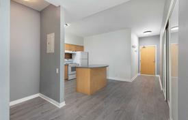Apartment – Camden Street, Old Toronto, Toronto,  Ontario,   Canada for C$671,000