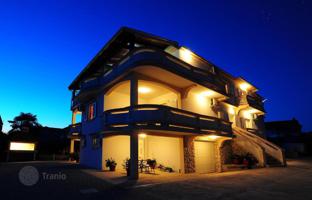 9-bedroom house 330 m² in Zadar County for 2,300,000 €