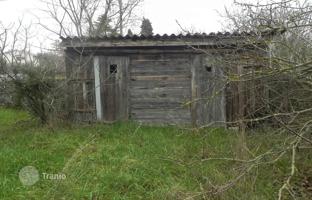 Land plot 730 m² in Kanfanar for 120,000 €
