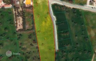 Land plot 6,689 m² in Ypsonas for 1,000,000 €