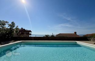 2-bedroom apartment 100 m² in Opatija for 695,000 €