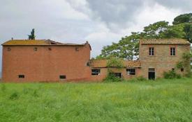 Farm for restoration in Monte San Savino, Tuscany, Italy for 2,000,000 €