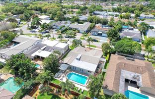 6-bedroom house 260 m² in Hollywood for $1,295,000