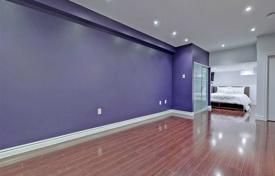 Terraced house – Scarborough, Toronto, Ontario,  Canada for C$1,074,000