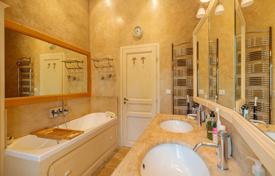 Detached house – Gordes, Provence - Alpes - Cote d'Azur, France for 2,850,000 €
