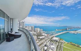 Renovated furnished apartment near the beach in Miami, Florida, USA for 3,082,000 €