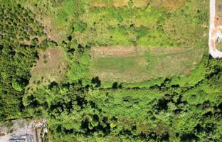 Land plot 2,429 m² in Lastva Grbaljska for 535,000 €