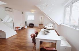 Apartments for sale in Vienna. Four-room penthouse with roof terrace in Vienna, Wieden area Apartments for sale in Vienna. Four-room penthouse with roof terrace in Vienna, Wieden area