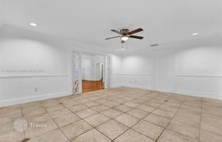 4-bedroom house 285 m² in Miami for $2,500,000