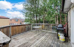 10-bedroom house in North York for C$1,664,000
