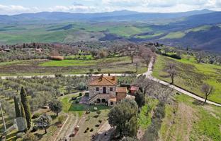 4-bedroom country house 247 m² in Siena for 650,000 €