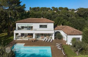 6-bedroom villa in Valbonne for 2,990,000 €