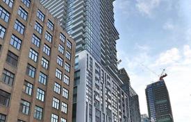 Apartment – Peter Street, Old Toronto, Toronto,  Ontario,   Canada for C$785,000