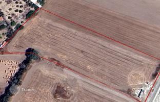 Land plot 9,171 m² in Paphos for 1,500,000 €