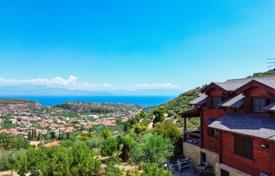 Three-level wooden villa with a large plot and panoramic sea views, Peloponnese, Greece for 400,000 €