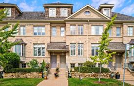 Terraced house – Etobicoke, Toronto, Ontario,  Canada for C$1,223,000