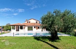 6-bedroom house 400 m² in Vrsar for 1,250,000 €