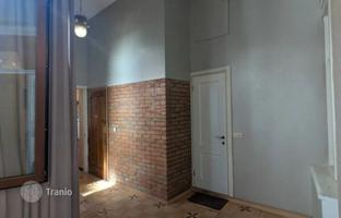 2-bedroom apartment 105 m² in Old Tbilisi for $180,000