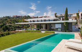 Villa next to golf courses, in a prestigious area, Marbella, Spain for 9,575,000 €