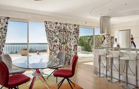 5-bedrooms penthouse in Cannes, France for 2,390,000 €