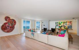 Renovated five-room apartment one step away from the beach, Miami Beach, Florida, USA for 4,629,000 €