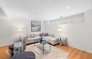 9-bedroom house in Etobicoke for C$1,677,000