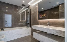 Luxury Penthouse 4-Bedroom Apartment with private pool in Algés! for 4,100,000 €
