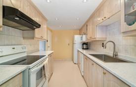 Apartment – Scarborough, Toronto, Ontario,  Canada for C$723,000