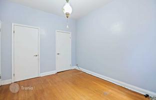 3-bedroom townhouse in Old Toronto for 995,000 €