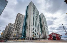 Apartment – Harbour Square, Old Toronto, Toronto,  Ontario,   Canada for C$1,065,000