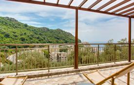 Furnished penthouse with sea views, Rafailovici, Montenegro for 410,000 €
