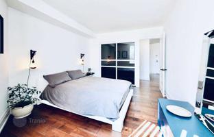 5-bedroom apartment in Queens Quay West for C$854,000