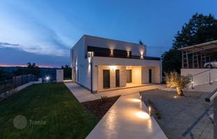 4-bedroom villa 243 m² in Labin for 885,000 €