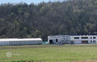 Land plot 8,000 m² in Pazin for 376,000 €