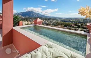 2-bedroom penthouse 195 m² in Benahavis for 1,950,000 €