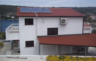 3-bedroom house 400 m² in Trogir for 590,000 €