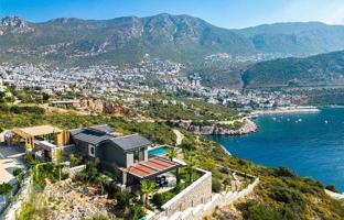 Luxury villa with 2 swimming pools, a guest house and stunning sea views in Kalkan, Kas, Türkiye for 194,349,000 TRY