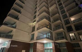 2-bedroom apartments in condo 107 m² in Miami for $520,000
