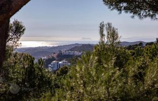 4-bedroom villa 279 m² in Benahavis for 2,100,000 €