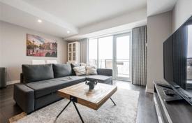 Apartment – The Queensway, Toronto, Ontario,  Canada for C$1,050,000
