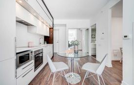 Apartment – Grenville Street, Old Toronto, Toronto,  Ontario,   Canada for C$869,000