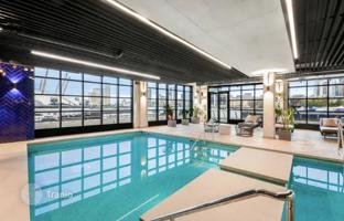 One-bedroom apartment in a residence with a swimming pool and a co-working area, Canning Town, London, UK for £535,000