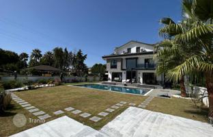 4-bedroom villa 220 m² in Fethiye for 62,434,000 TRY