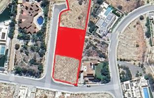 Land plot 988 m² in Germasogeia for 850,000 €