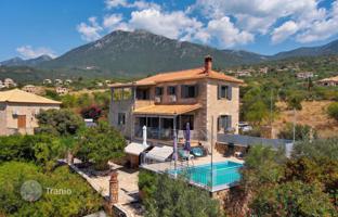 Bright, spacious house with a pool, garden, barbecue area, and sea view in Stoupa, Peloponnese, Greece for 770,000 €