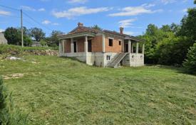 ISTRIA, GRAČIŠĆE — A house in a quiet location in the Rohbau phase for 160,000 €