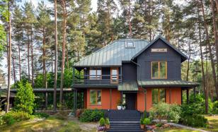 9-room house 600 m² in Jurmala for 725,000 €