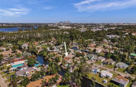 Townhome – Fort Lauderdale, Florida, USA for $675,000